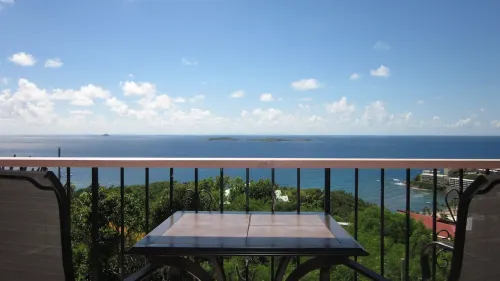 Sunrises & Sunsets Tropical Getaway - Incredible Views Overlooking Caribbean Sea Hotels in Southside
