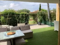 Superb T3 luxury apartment for 4 people with swimming pool.