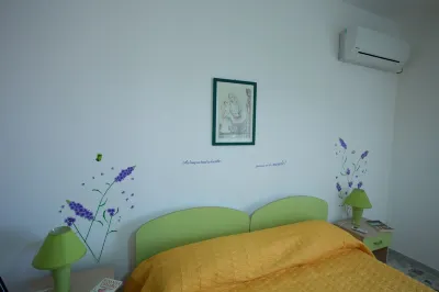 the colorful comfort in the country / lookout Museo della Civiltà Contadina "Angelo Marsiano"附近的飯店