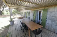 Air-conditioned stone villa with heated pool + town center parking space