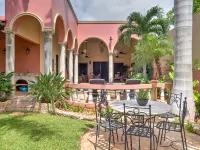 Casa Sur, Hacienda Living in Merida Centro
