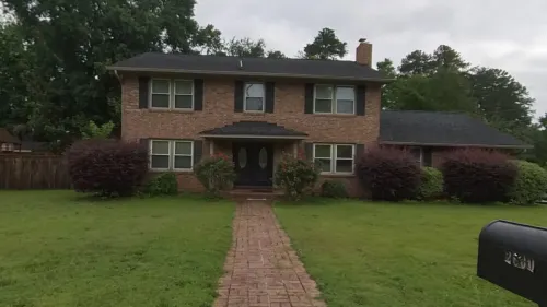 Spacious 5-bedroom house in awesome West Columbia with WiFi, AC
