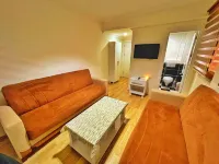 Zufer Pansiyon Hotels in Işıklı Mahallesi