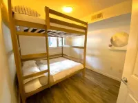 3 Bedroom Rental Townhome With Osoyoos Lake Views! Hotels near This Business Is Permanently Closed