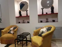 Spacious duplex historic center Hotels in Murviel-les-Beziers