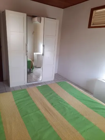 Maison à Louer à 500 Mètres à Pieds de la Plage