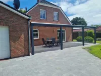 Exclusive vacation home "On the North Sea" Hotele w: GroBheide