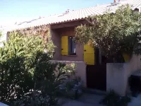 House 50m from the beach.