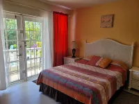 Relaxing, Amazing beach, pool, Cheap cars, quiet area, surfers paradise 3