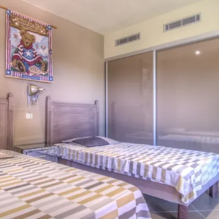 Villa Apartment T4 with beautiful terraces Porto Vecchio, infinity pool