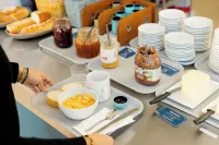 Auberge de Jeunesse HI Cancale - petit déjeuner