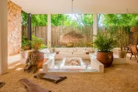 Stunning 3 bedroom condo near beach&downtown Tulum