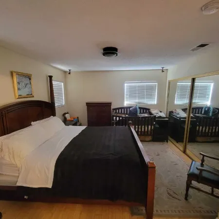 Charming 3-bedroom Condo w/ Patio - Cal Tech Area