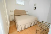 Apartment in Vietri S / M only 4 km from Salerno and its famous "Luci d'Artista"