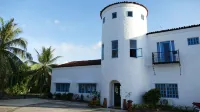 Oceanfront Spanish Villa - FREE Starlink Wi-Fi
