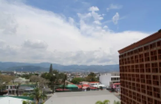 Special Discount!! The Artist Condo in Barrio Dent Hotels in San Pedro