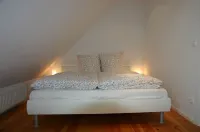 Göpelhaus/ 1st floor with lounge in the Landhaus Elbwiesen for max. 28 pers. Amt Neuhaus 호텔