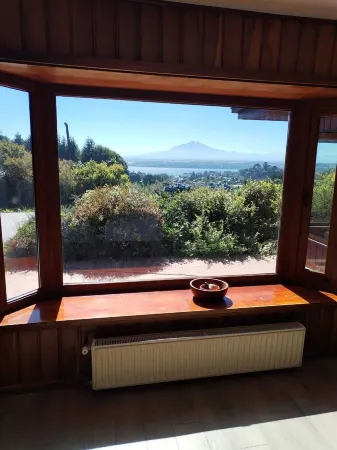 Casa con Vista Panorámica al Lago y Volcán Отели рядом с достопримечательностью «Колониальный немецкий музей»