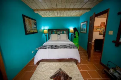 Mzuri Quiet Retreat....3 minutes to beach Hotels near Nevi Sports Museum