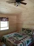 New Pine Cabin in the white mountains walk to white lake new