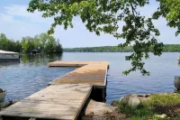 Waterfront Cottage ~ Fireplace ~ Kawartha
