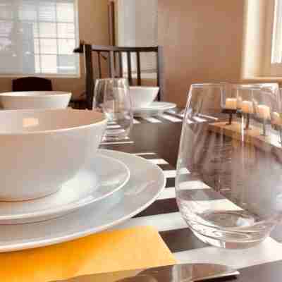 Spacious & Charming Normal Heights Retreat~1 Bedroom~in the Heart of San Diego Dining/Meeting Rooms