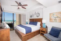 Ocean Front Beauty, 3 BR/2 BA - Cristal 307 at Las Palomas Beach & Golf Resort فنادق في 