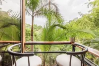 Mountain Jungle Cozy Apartment - with POOL + WIFI + A/C