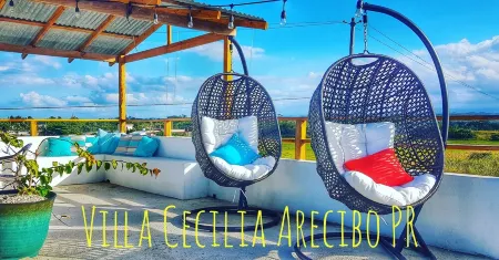 Villa Cecilia Ocean view and pool, pet friendly.