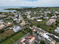 Maison à Louer à 10 Minutes de la Plage Hotels in Mahebourg