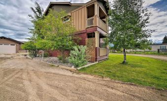 Ennis Vacation Rental w/ Balcony: Walk to Downtown