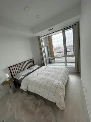 1 Bedroom Luxury Condo Apartment In The Heart of Thornhill | Parking Included Hotels near Vaughan Mills