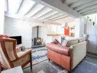 1 Hendom Hotels in Ceiriog Ucha