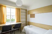 Residencia Universitaria Resa Siglo XXI Hotels in Arteixo