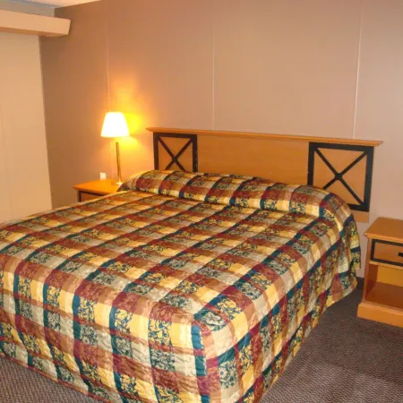 Economy Inn