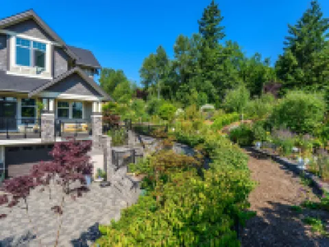 Brookside Inn Boutique Hotel Hotels in Abbotsford