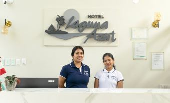 Hotel Laguna Azul