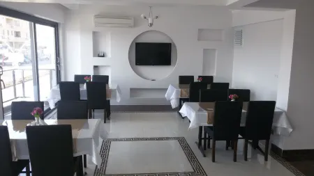 Uytun Hotel Отели рядом с достопримечательностью «LLUM»