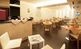 Hotel Cluentum - Housity