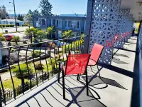 Port-O-Call Inn Hotels in Nanaimo