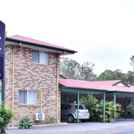 D'Aguilar Hotel Motel