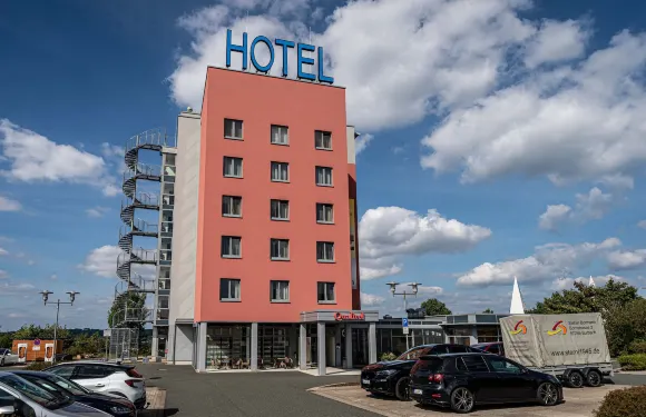 奎勒特爾維爾恩斯多夫酒店