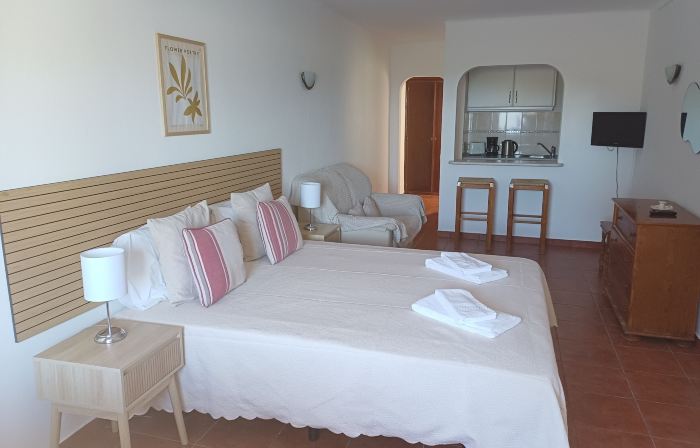 Apartamentos Salema Praia Club