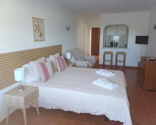 Apartamentos Salema Praia Club Hotels in Salema