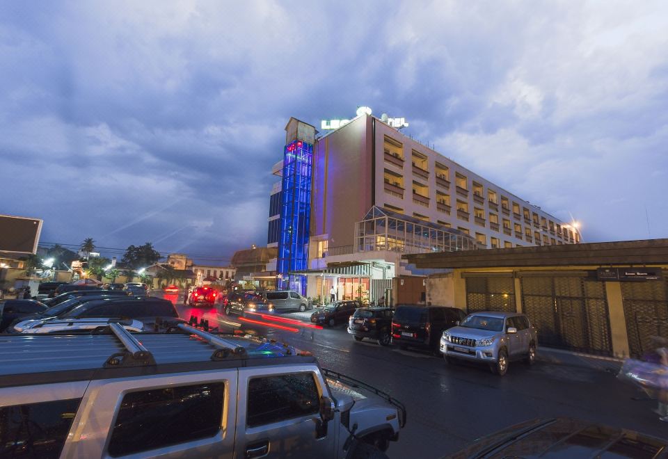 hotel overview picture