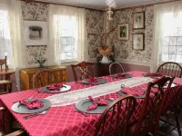 The Nutmeg Inn Hotels in Meredith