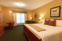 Essenhaus Inn & Conf. Center Hotels near Goshen Art House