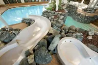 The Summit Resort - Pools