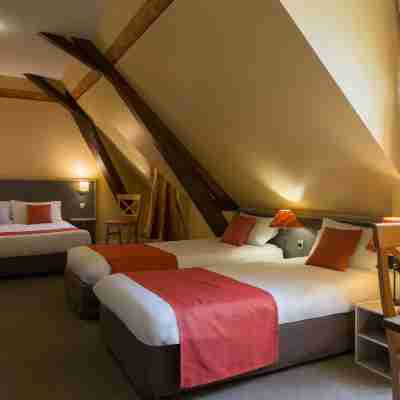 Hôtel Henri IV Rooms