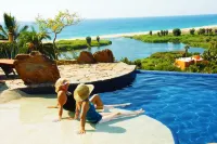 Los Colibris Casitas - Infinity Pools
